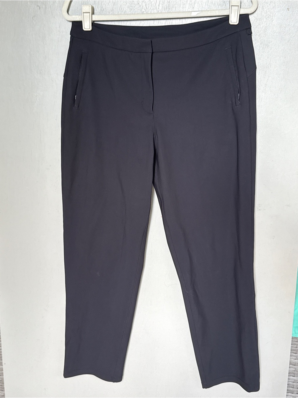 Lululemon women’s City Sleek Black Pants Size 10 EUC